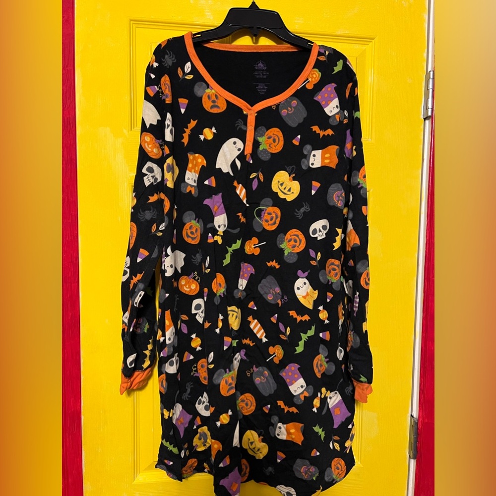 Shop Disney Women’s Large Halloween Nightgown